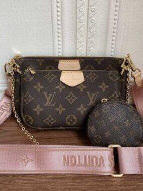 Louis Vuitton Multi Pochette Accessoires Crossbody Bag M44840